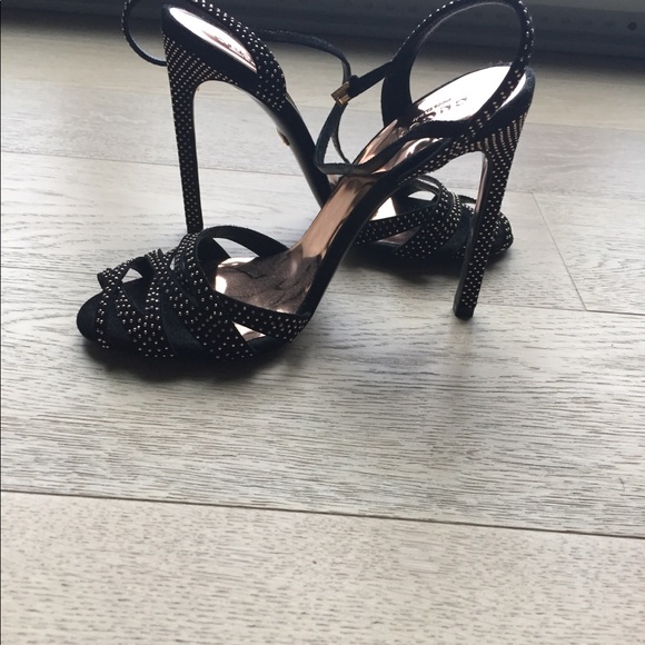 Gucci sandals - Picture 2 of 4